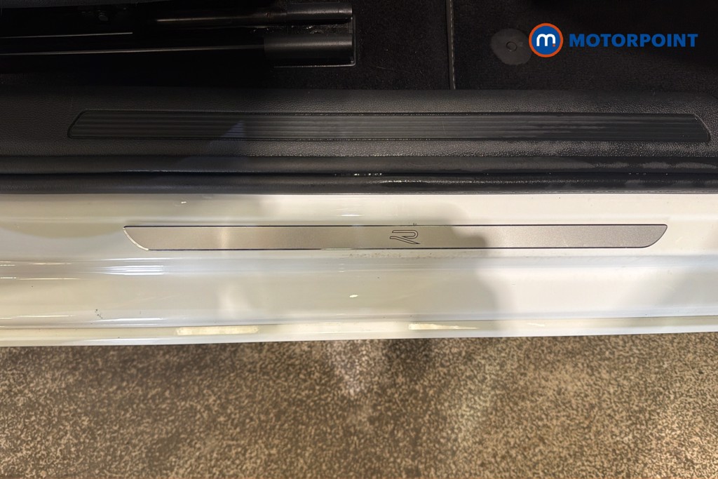 Volkswagen Taigo R-Line Manual Petrol SUV - Stock Number (1635472) - 27th supplementary image