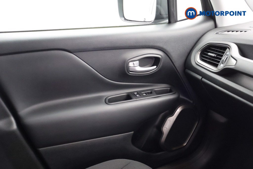 Jeep Renegade Altitude Automatic Petrol SUV - Stock Number (1635942) - 10th supplementary image