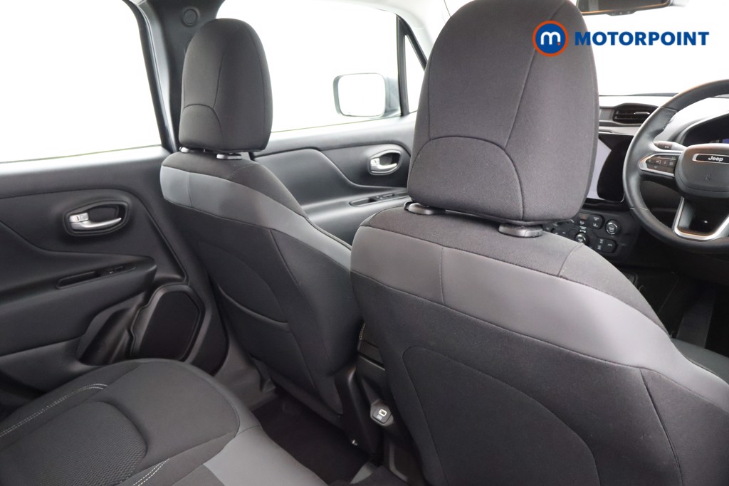 Jeep Renegade Altitude Automatic Petrol SUV - Stock Number (1635942) - 16th supplementary image