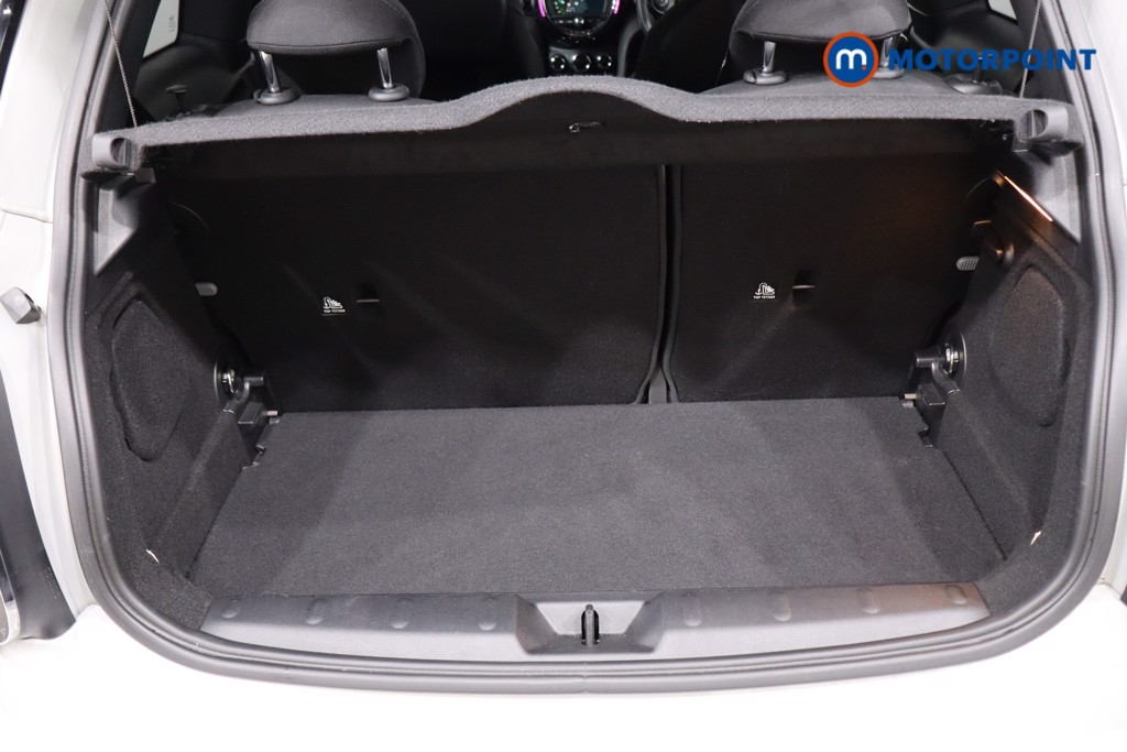 Mini Hatchback Cooper Sport Manual Petrol Hatchback - Stock Number (1636335) - 40th supplementary image