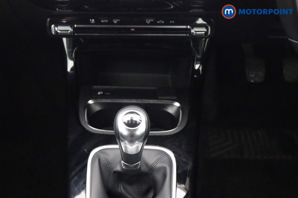 Mercedes-Benz A Class SE Manual Petrol Hatchback - Stock Number (1565052) - 6th supplementary image