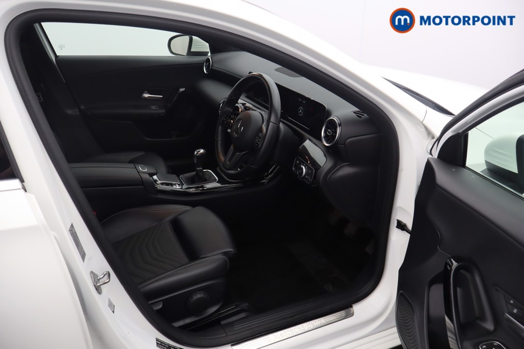 Mercedes-Benz A Class SE Manual Petrol Hatchback - Stock Number (1565052) - 12th supplementary image