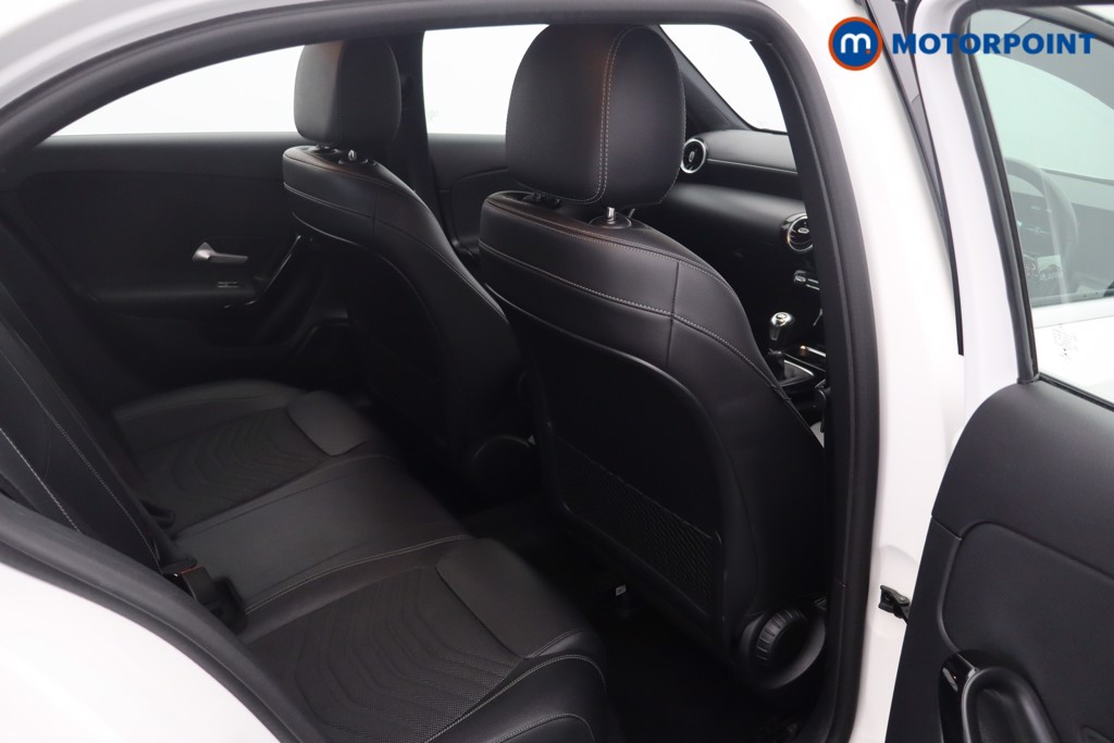 Mercedes-Benz A Class SE Manual Petrol Hatchback - Stock Number (1565052) - 20th supplementary image