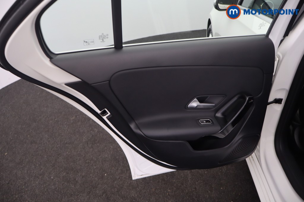 Mercedes-Benz A Class SE Manual Petrol Hatchback - Stock Number (1565052) - 26th supplementary image
