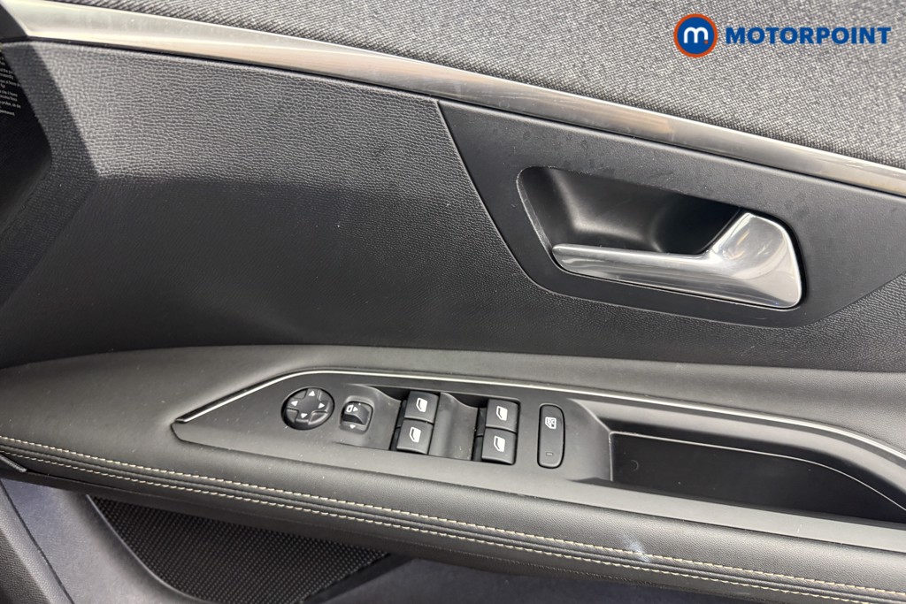 Peugeot 3008 Gt Line Premium Manual Petrol SUV - Stock Number (1606202) - 9th supplementary image