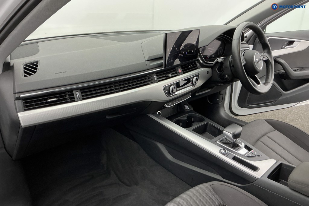 Audi A4 Technik Automatic Diesel Estate - Stock Number (1607543) - 8th supplementary image