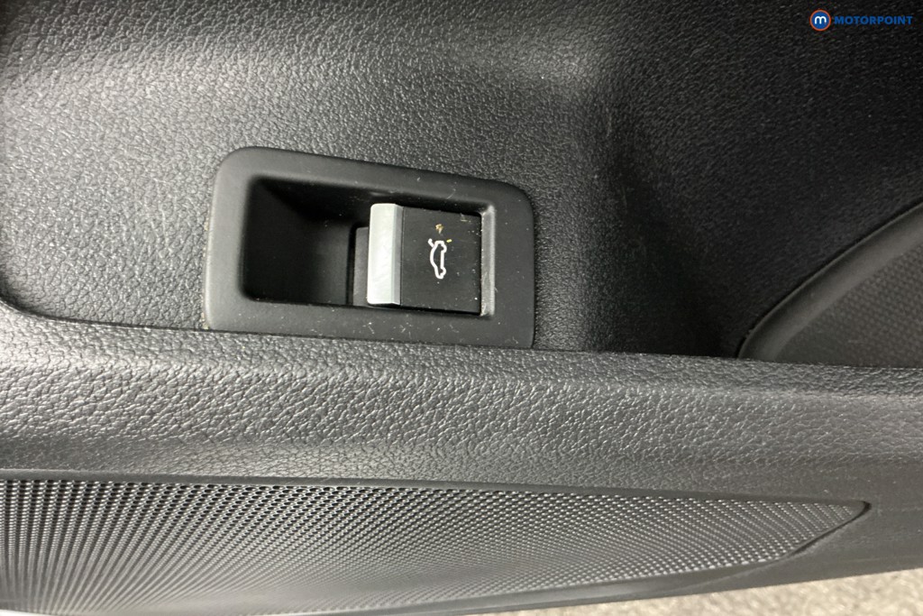 Audi A4 Technik Automatic Diesel Estate - Stock Number (1607543) - 28th supplementary image