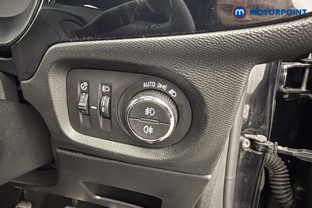 Vauxhall Corsa GS Manual Petrol Hatchback - Stock Number (1611328) - 8th supplementary image