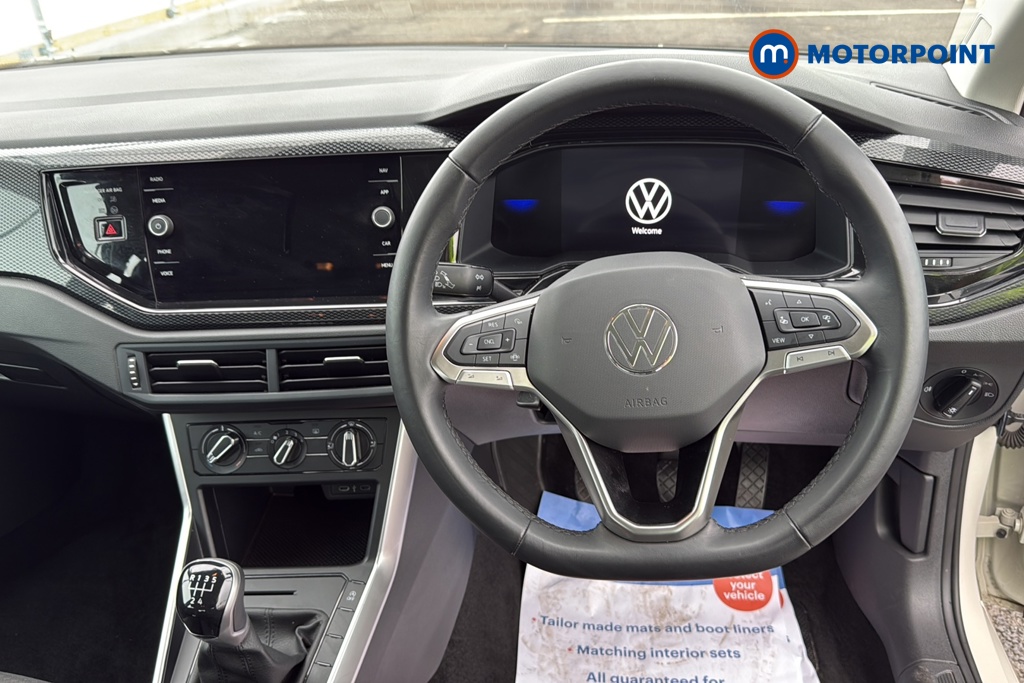 Volkswagen Polo Life Manual Petrol Hatchback - Stock Number (1611710) - 2nd supplementary image