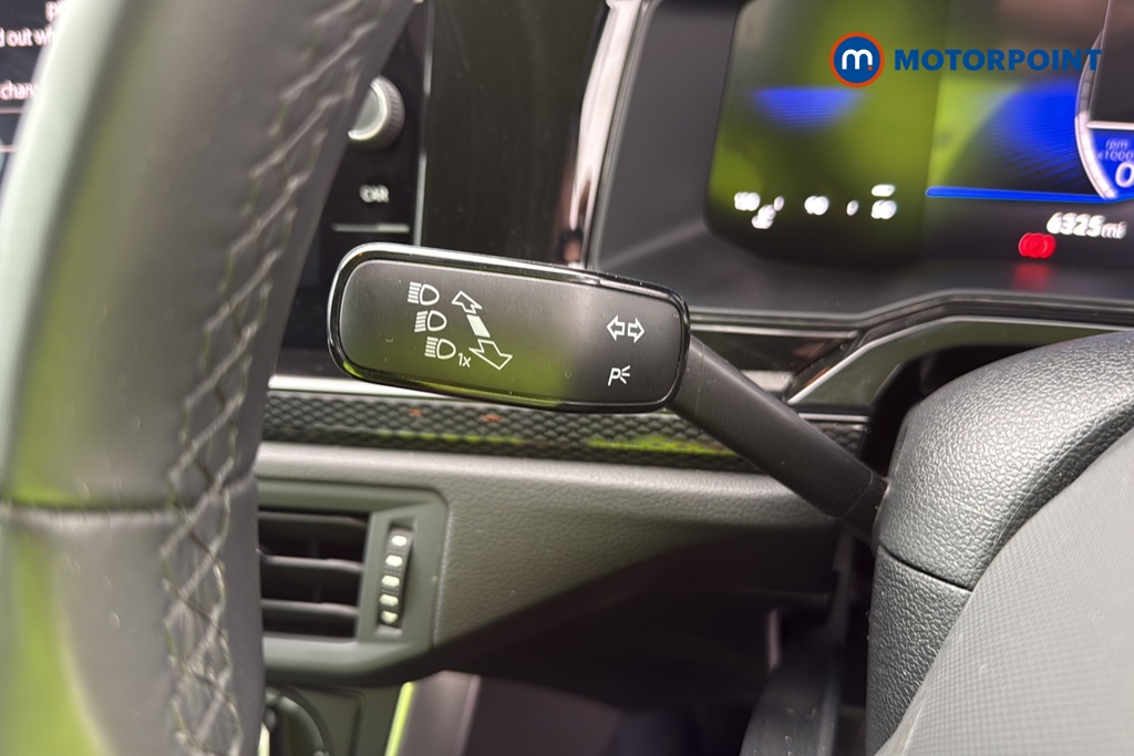 Volkswagen Polo Life Manual Petrol Hatchback - Stock Number (1611710) - 5th supplementary image