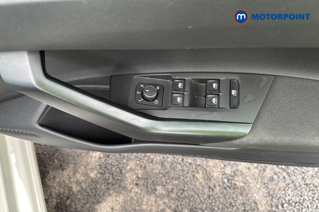 Volkswagen Polo Life Manual Petrol Hatchback - Stock Number (1611710) - 19th supplementary image