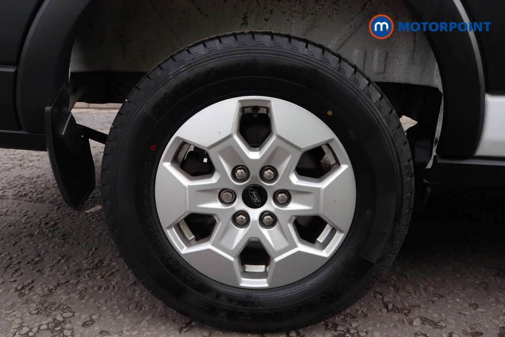 Ford Transit Limited Automatic Diesel Medium Roof Van - Stock Number (1611992) - 18th supplementary image