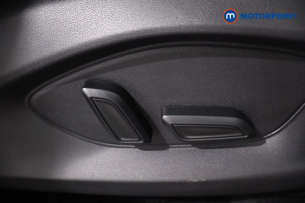 Mg Motor Uk ZS Trophy Automatic Petrol-Electric Hybrid SUV - Stock Number (1617921) - 22nd supplementary image