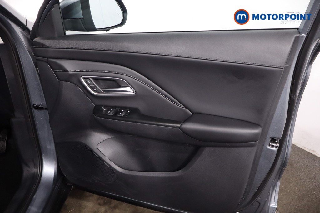 Mg Motor Uk ZS Trophy Automatic Petrol-Electric Hybrid SUV - Stock Number (1617921) - 23rd supplementary image