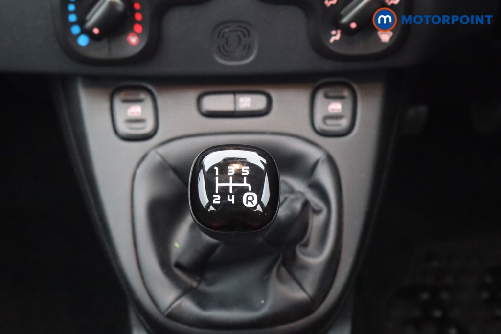 Fiat Panda POP Manual Petrol Hatchback - Stock Number (1620287) - 5th supplementary image