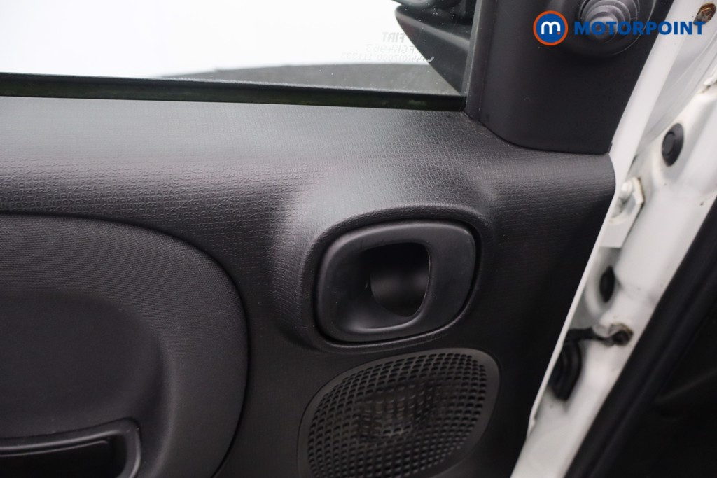 Fiat Panda POP Manual Petrol Hatchback - Stock Number (1620287) - 27th supplementary image