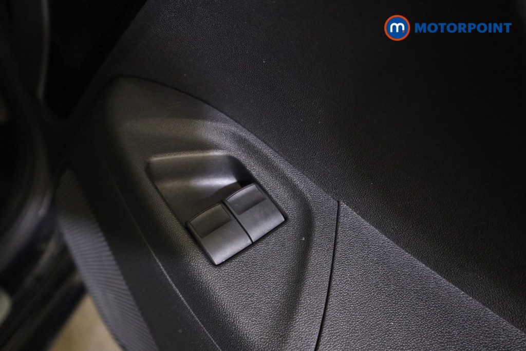 Peugeot 108 Collection Manual Petrol Hatchback - Stock Number (1621135) - 11th supplementary image