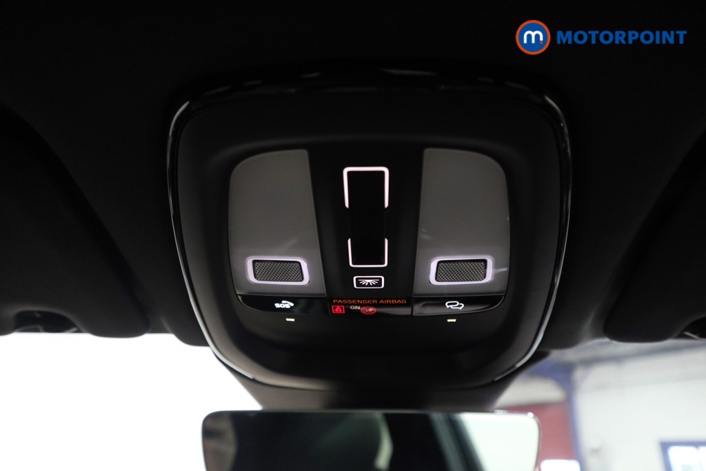 Volvo Xc60 Plus Automatic Petrol Plug-In Hybrid SUV - Stock Number (1621656) - 11th supplementary image