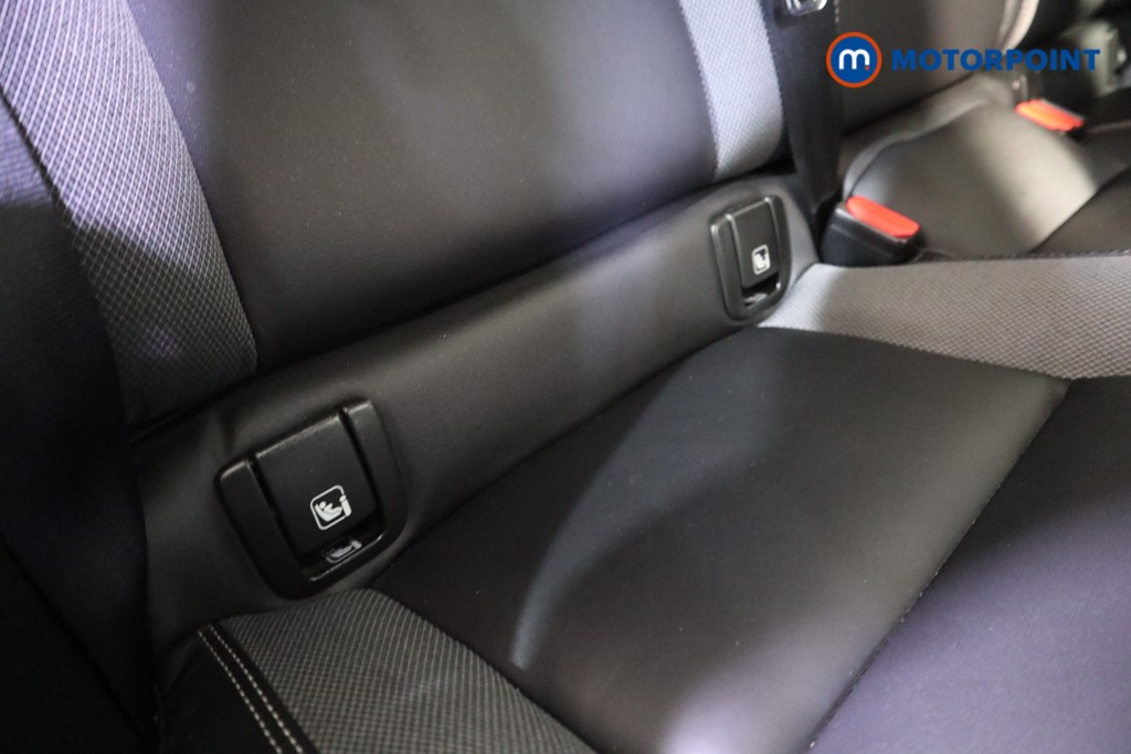 Volvo Xc60 Plus Automatic Petrol Plug-In Hybrid SUV - Stock Number (1621656) - 19th supplementary image