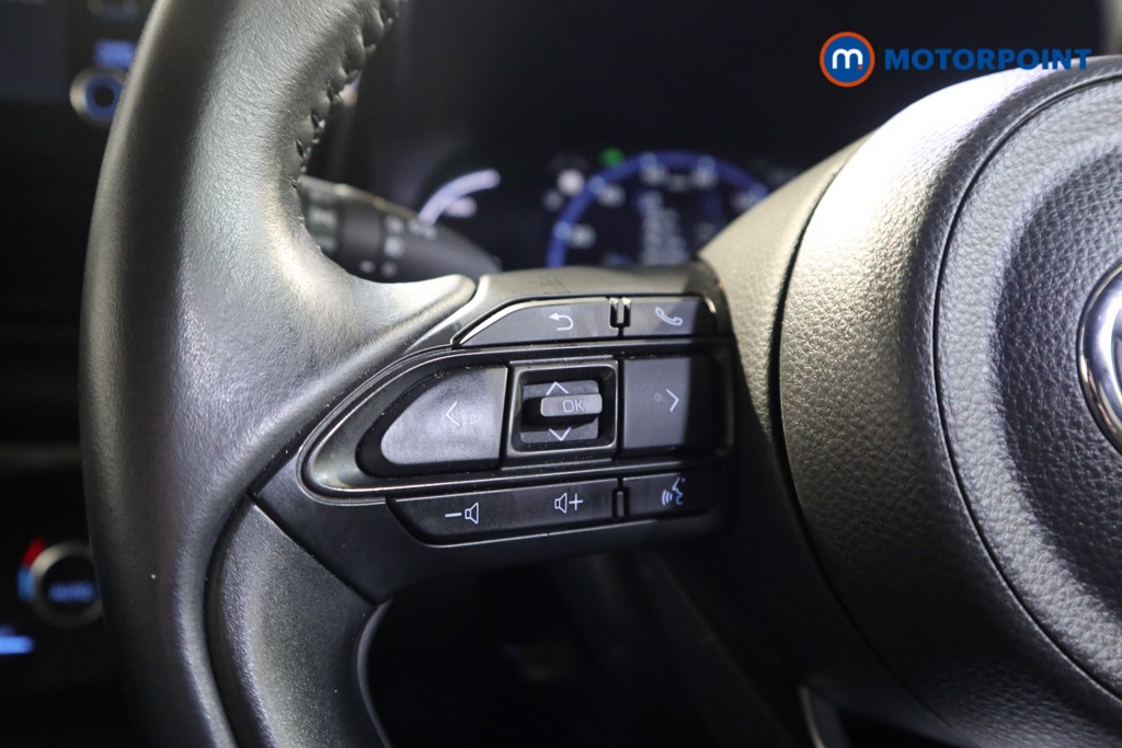 Toyota Yaris Cross Design Automatic Petrol-Electric Hybrid Estate - Stock Number (1621843) - 3rd supplementary image