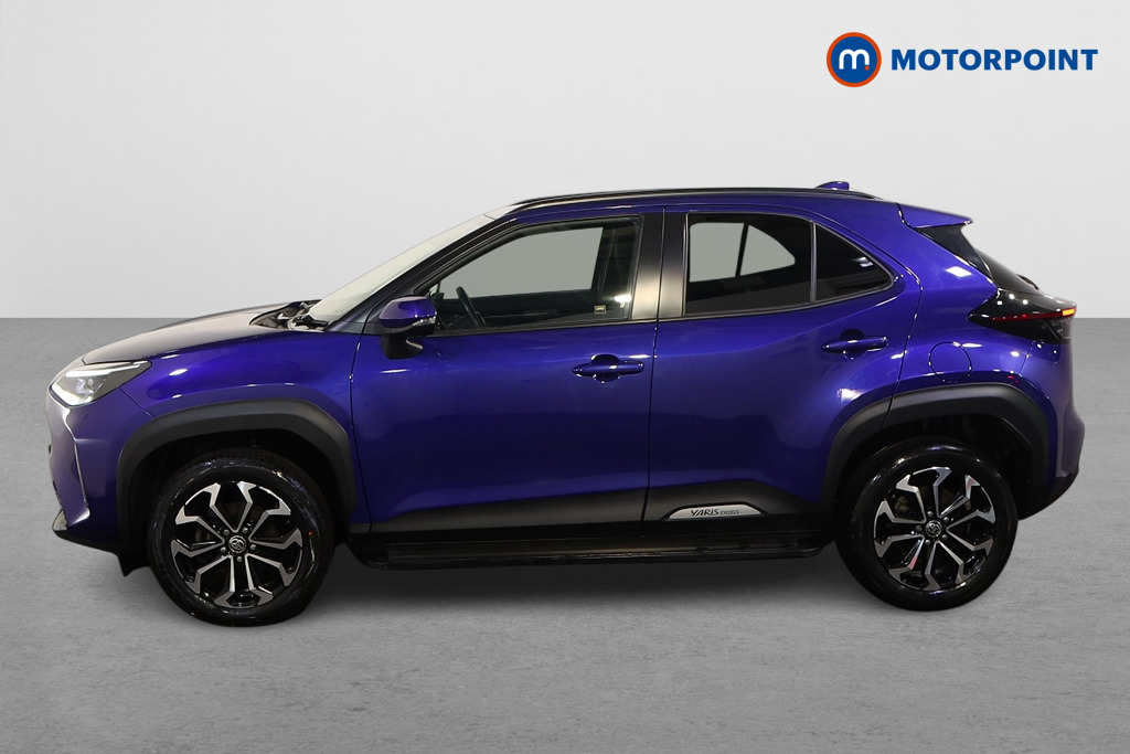 Toyota Yaris Cross Design Automatic Petrol-Electric Hybrid Estate - Stock Number (1621843) - Passenger side