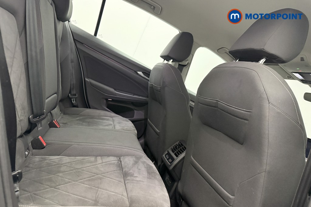 Volkswagen Golf Style Manual Petrol Hatchback - Stock Number (1621970) - 9th supplementary image