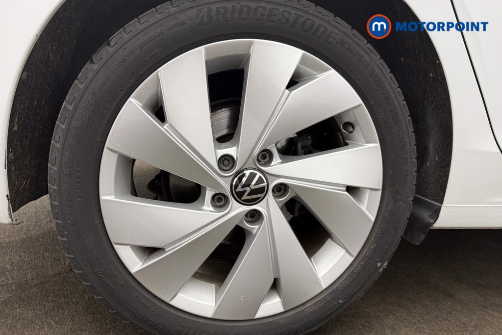 Volkswagen Golf Style Manual Petrol Hatchback - Stock Number (1621970) - 10th supplementary image