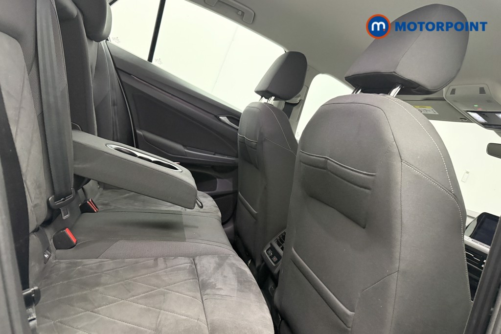 Volkswagen Golf Style Manual Petrol Hatchback - Stock Number (1621970) - 20th supplementary image