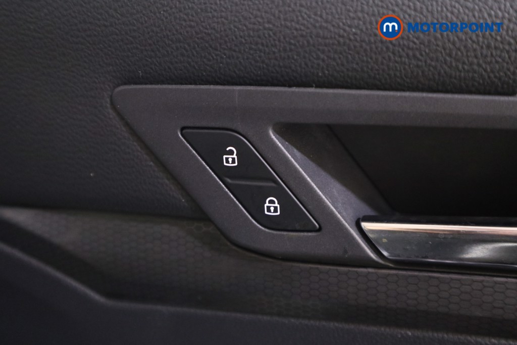 Volkswagen Golf GTD Automatic Diesel Hatchback - Stock Number (1622618) - 15th supplementary image