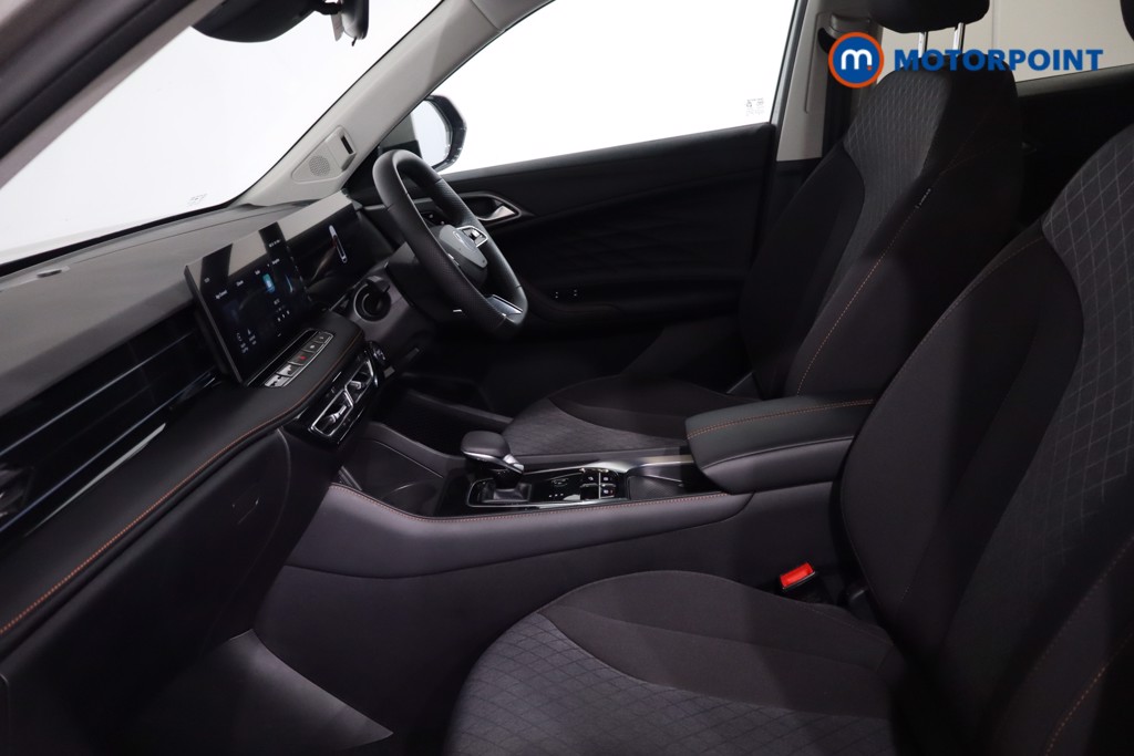 Mg Motor Uk HS SE Automatic Petrol-Electric Hybrid SUV - Stock Number (1623073) - 4th supplementary image