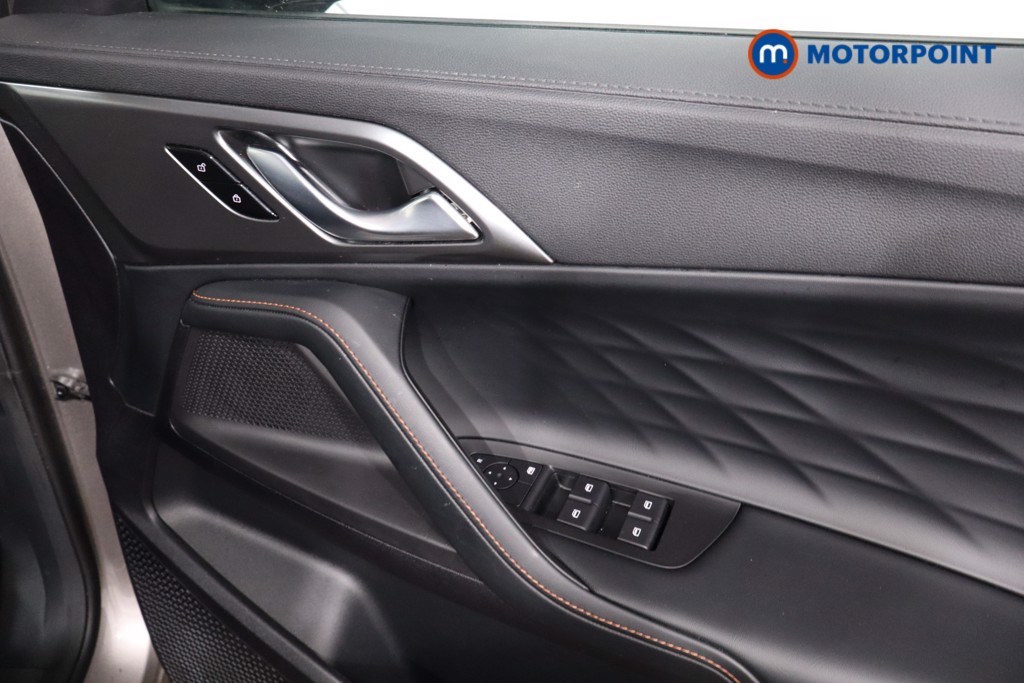 Mg Motor Uk HS SE Automatic Petrol-Electric Hybrid SUV - Stock Number (1623073) - 23rd supplementary image