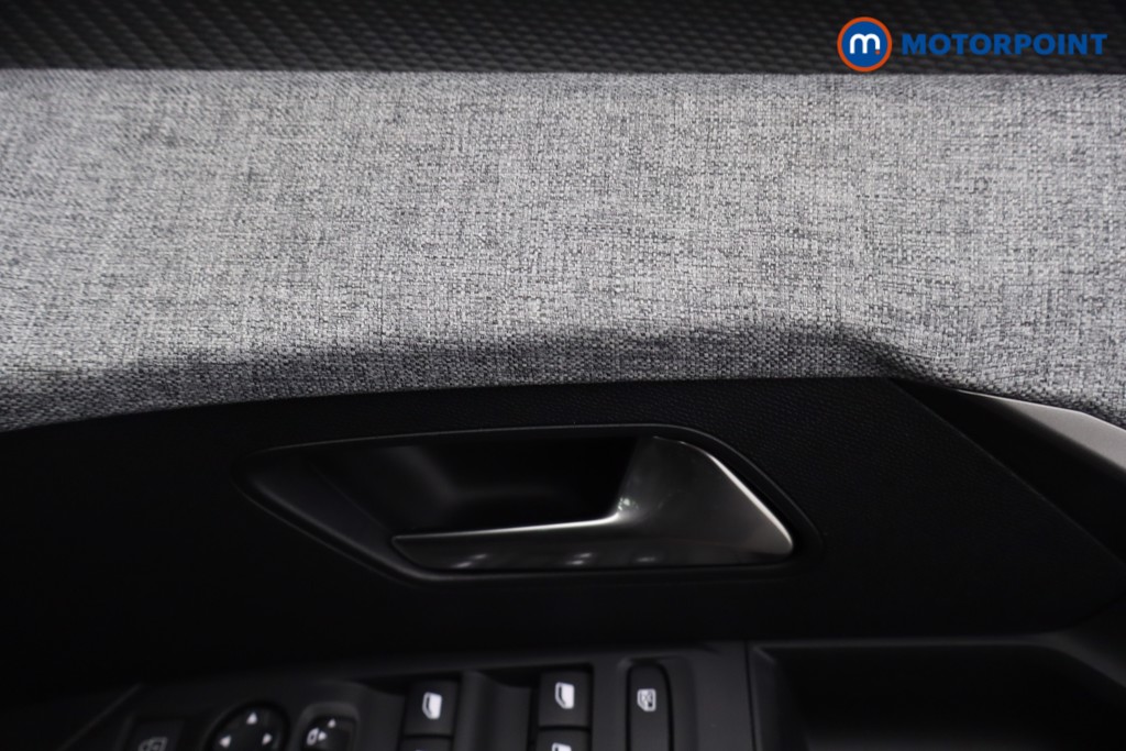 Peugeot 5008 Allure Automatic Petrol SUV - Stock Number (1624316) - 16th supplementary image