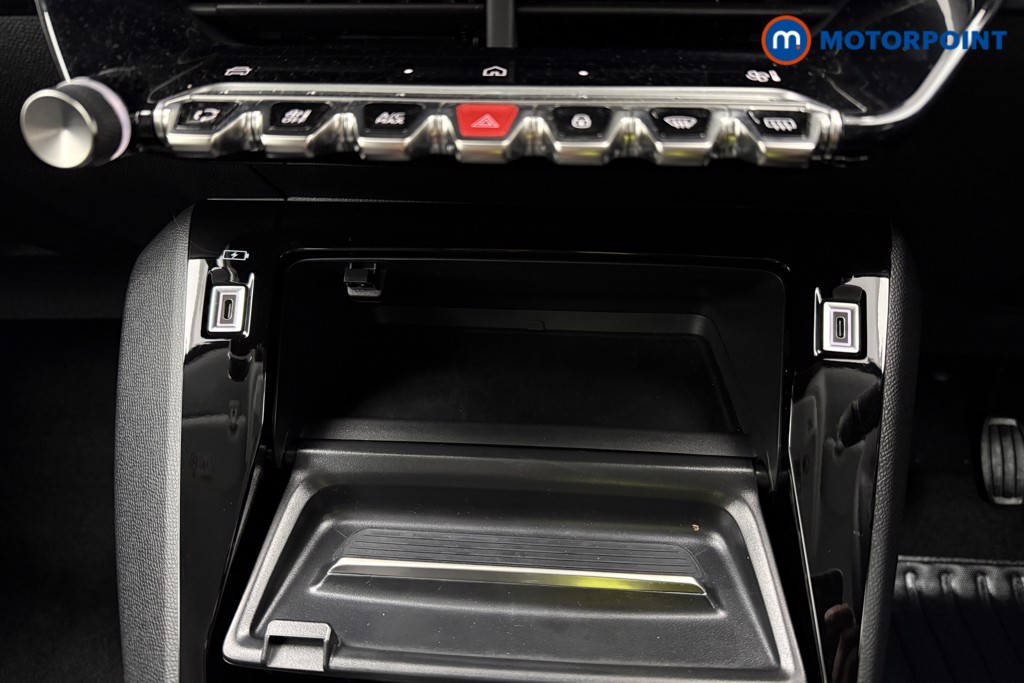 Peugeot 208 Allure Manual Petrol Hatchback - Stock Number (1624755) - 12th supplementary image