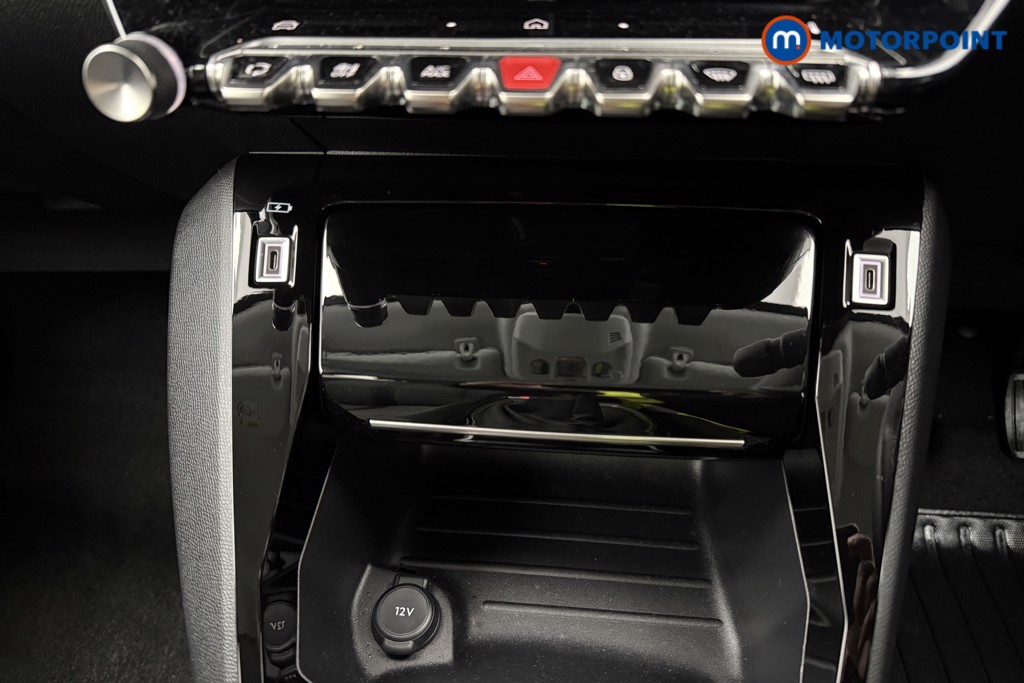 Peugeot 208 Allure Manual Petrol Hatchback - Stock Number (1624755) - 13th supplementary image