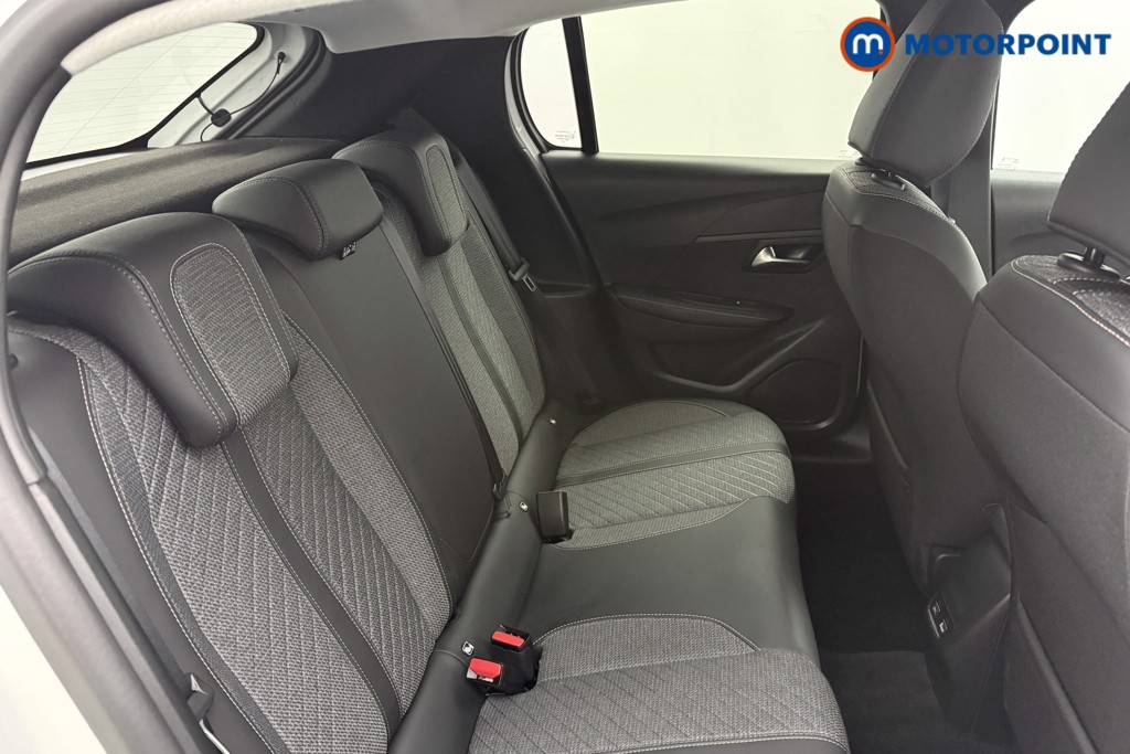 Peugeot 208 Allure Manual Petrol Hatchback - Stock Number (1624755) - 19th supplementary image