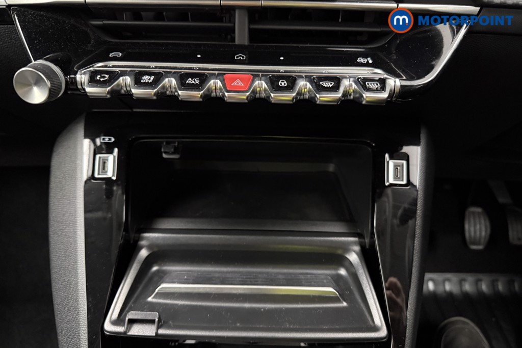 Peugeot 208 Allure Manual Petrol Hatchback - Stock Number (1624763) - 11th supplementary image