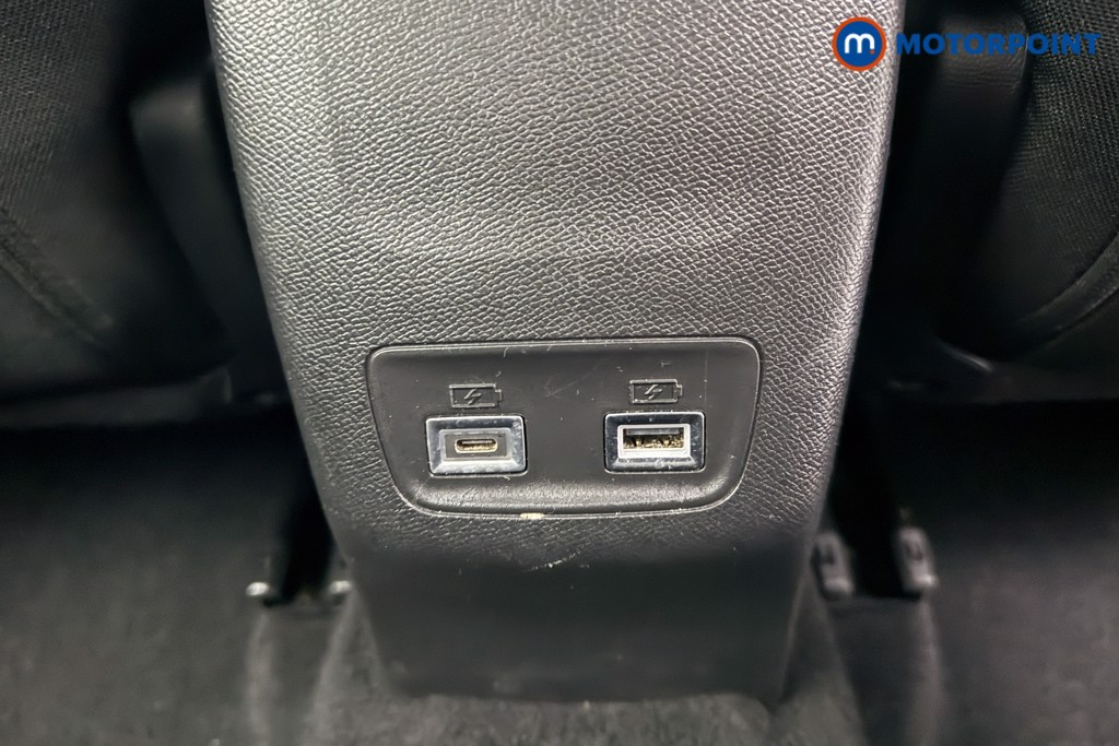 Peugeot 208 Allure Manual Petrol Hatchback - Stock Number (1624763) - 17th supplementary image