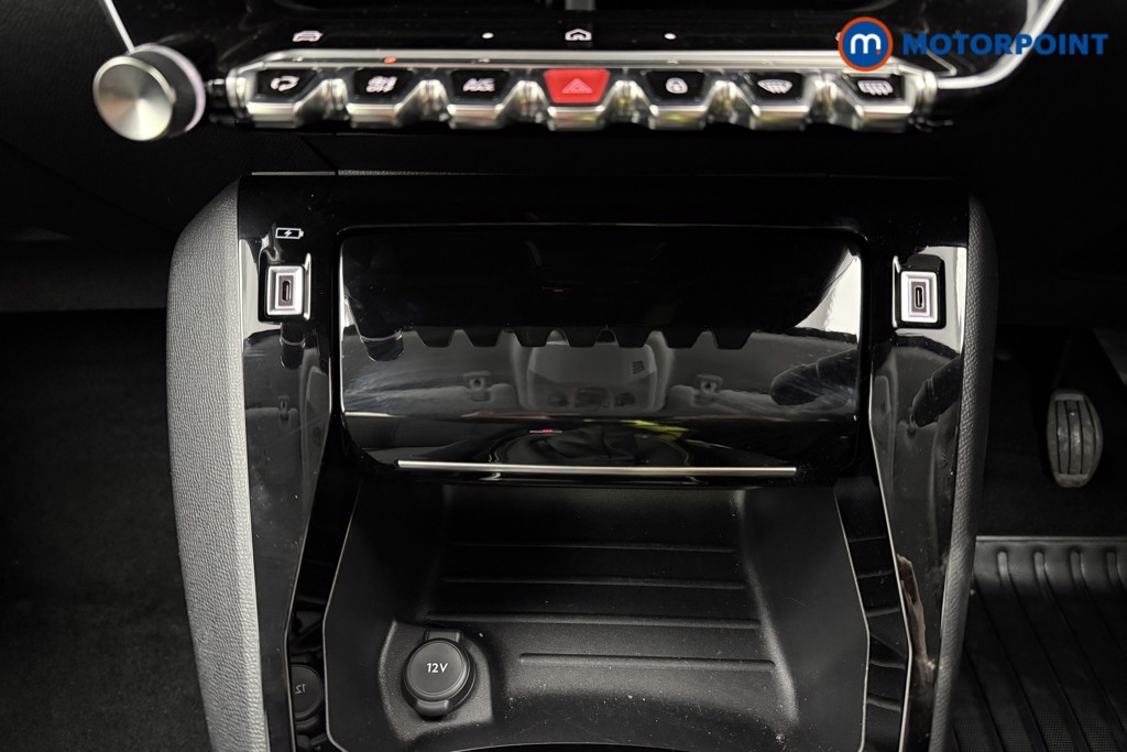 Peugeot 208 Allure Manual Petrol Hatchback - Stock Number (1624851) - 11th supplementary image