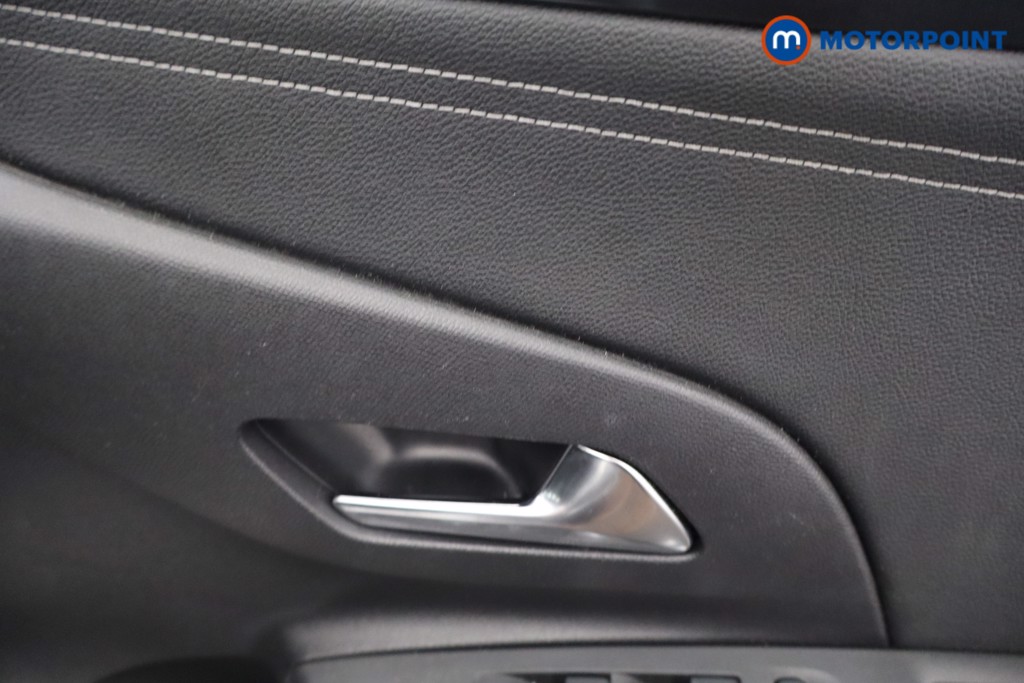 Vauxhall Corsa GS Manual Petrol Hatchback - Stock Number (1624874) - 17th supplementary image