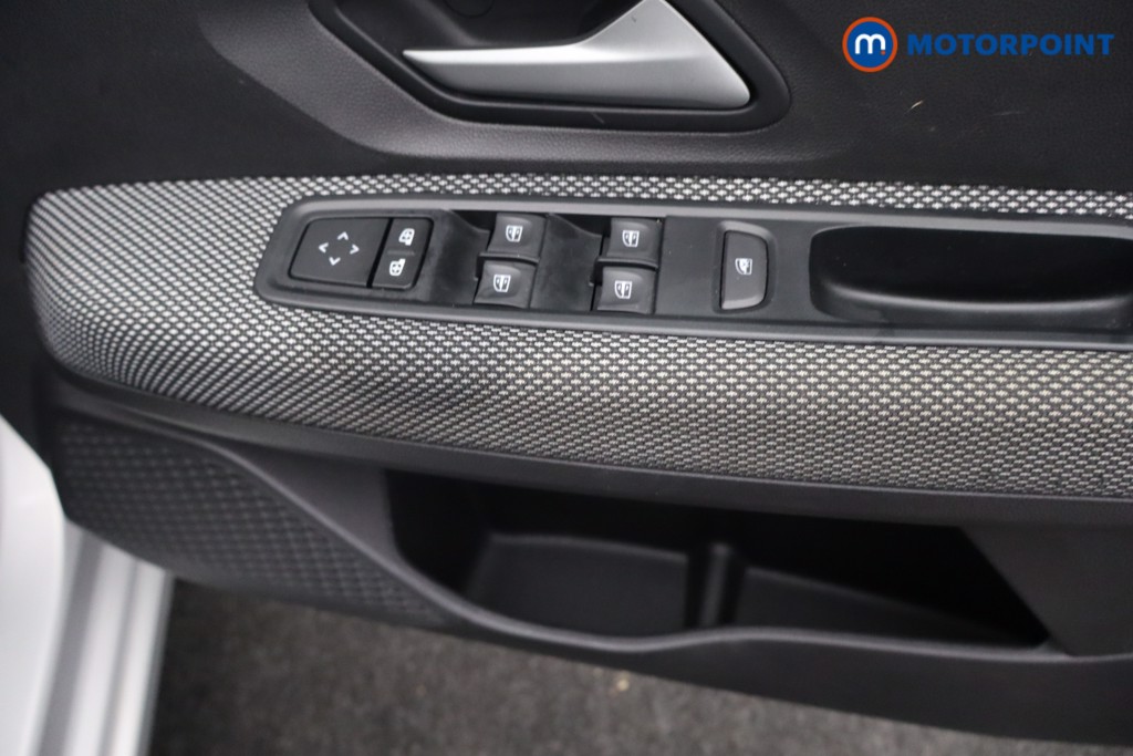 Dacia Sandero Expression Manual Petrol Hatchback - Stock Number (1625412) - 17th supplementary image