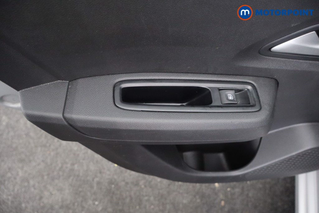 Dacia Sandero Expression Manual Petrol Hatchback - Stock Number (1625412) - 26th supplementary image