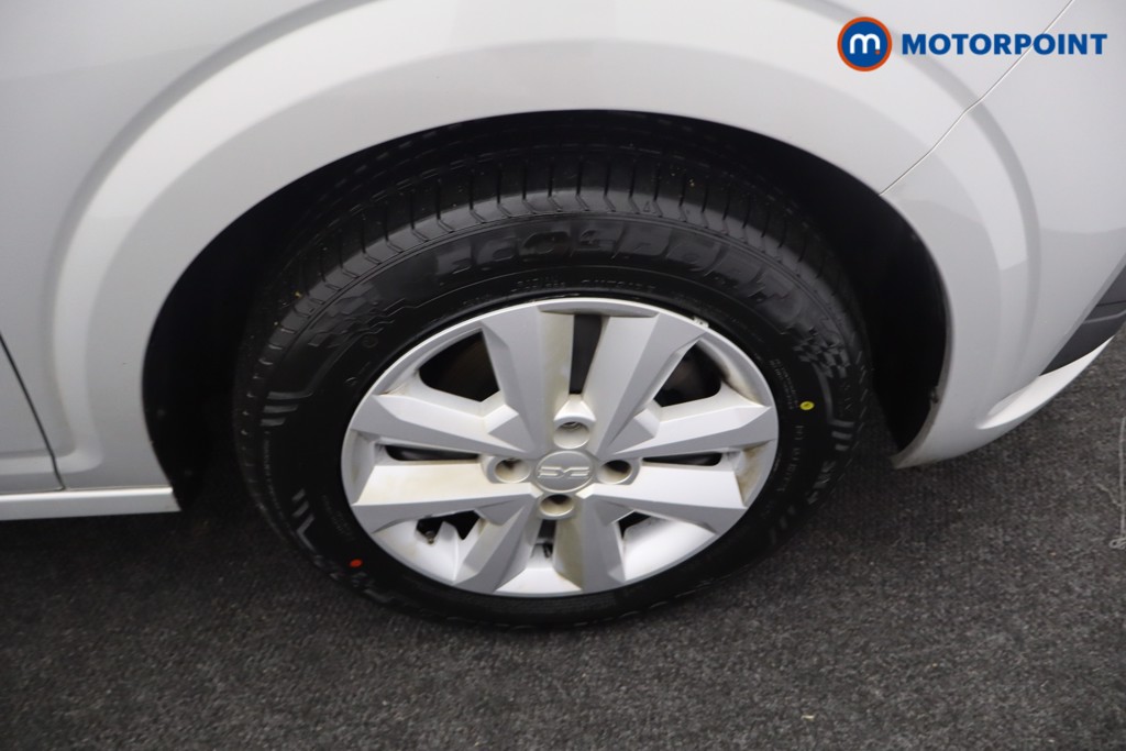 Dacia Sandero Expression Manual Petrol Hatchback - Stock Number (1625412) - 33rd supplementary image