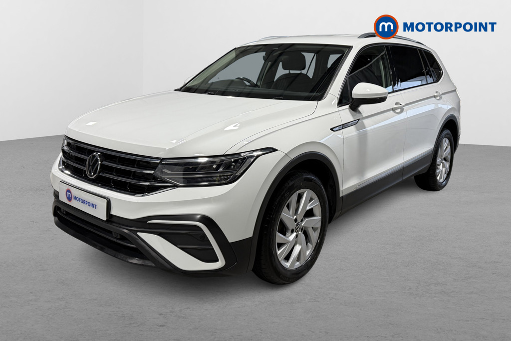 Volkswagen Tiguan Allspace Life Automatic Petrol SUV - Stock Number (1626256) - Passenger side front corner