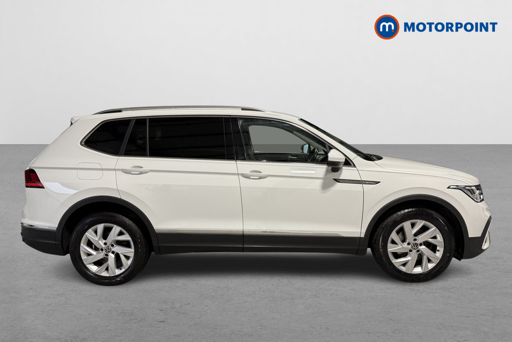 Volkswagen Tiguan Allspace Life Automatic Petrol SUV - Stock Number (1626256) - Drivers side