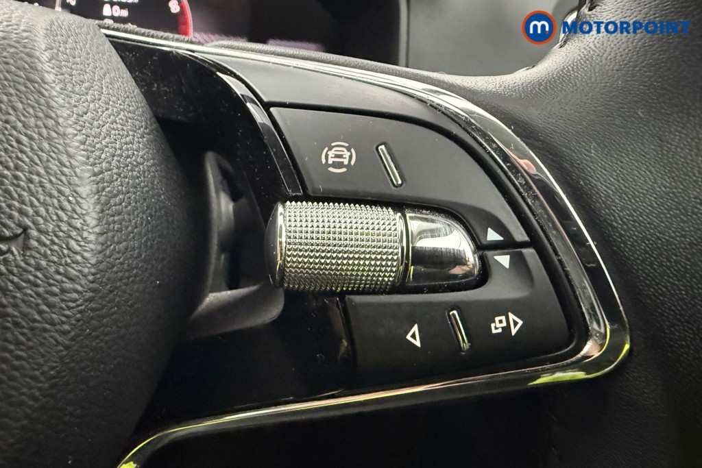 Skoda Karoq Se L Manual Petrol SUV - Stock Number (1626825) - 5th supplementary image