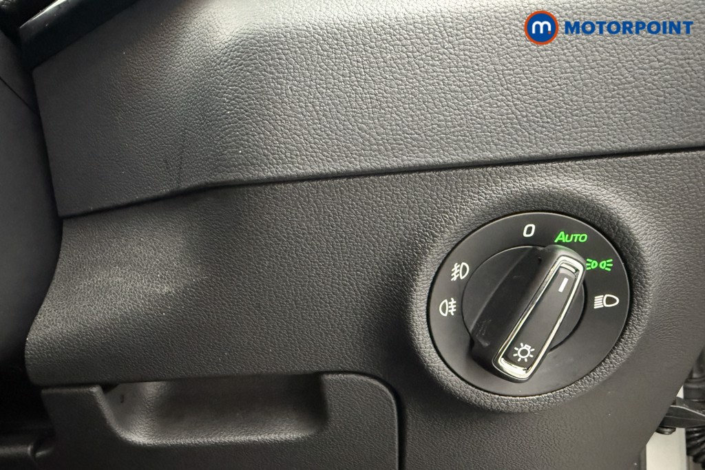 Skoda Karoq Se L Manual Petrol SUV - Stock Number (1626825) - 6th supplementary image