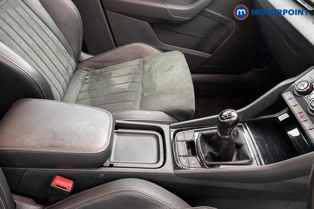 Skoda Karoq Se L Manual Petrol SUV - Stock Number (1626825) - 15th supplementary image