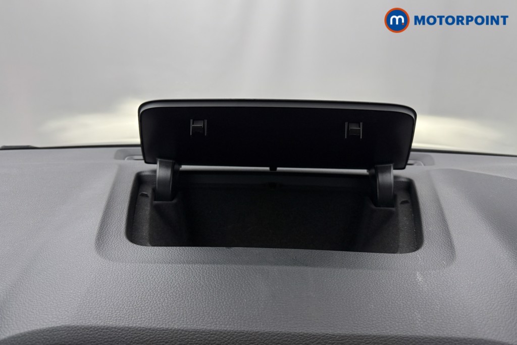 Skoda Karoq Se L Manual Petrol SUV - Stock Number (1626825) - 16th supplementary image