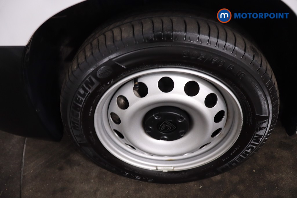 Peugeot Partner Professional Plus Manual Diesel Panel Van - Stock Number (1627398) - 12th supplementary image