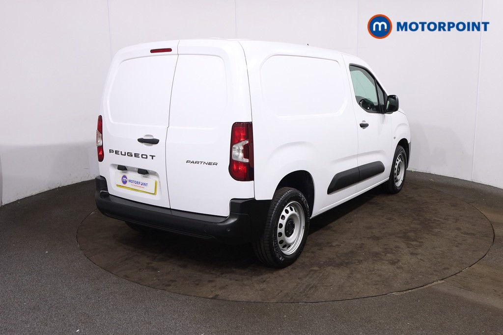 Peugeot Partner Professional Plus Manual Diesel Panel Van - Stock Number (1627398) - Drivers side rear corner